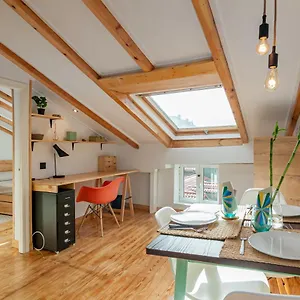  Apartamento Buhardilla De Diseño En Pleno Centro De